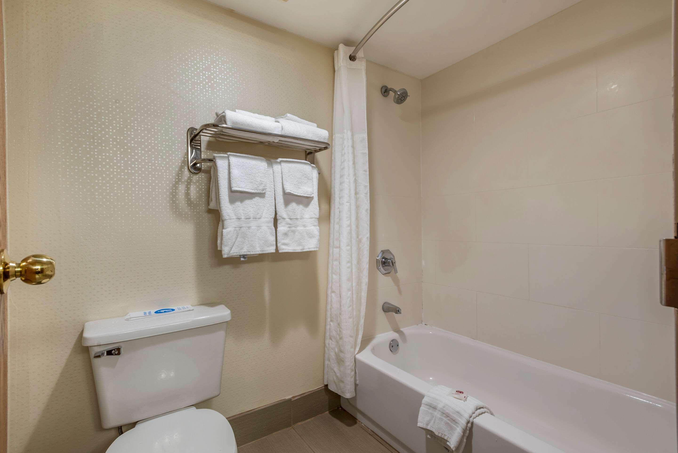 Comfort West Hazleton